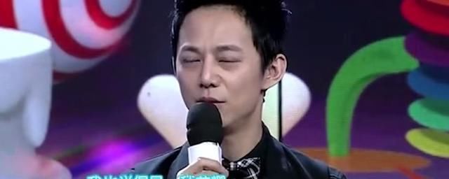 李湘怀念青春，狂刷存在感，点赞拉踩谢娜微博，再次遭全网群嘲！