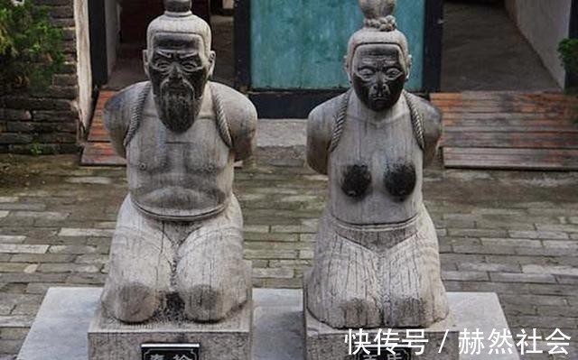 乾隆皇帝&奸臣秦桧后人考上状元,路遇岳飞墓时留下两句诗,满满的无奈之情