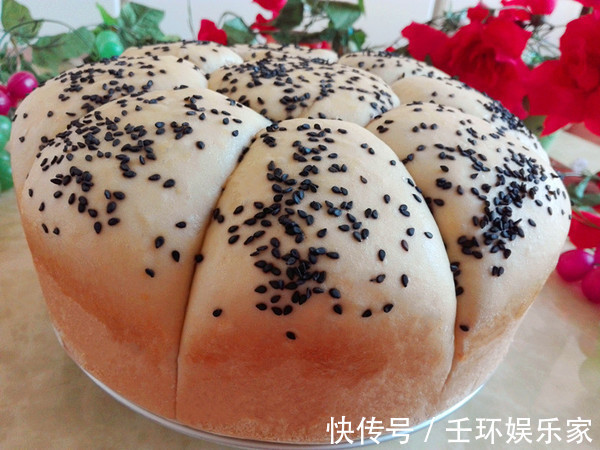 教你做蒸面包，不用面包机也不用烤箱，松软有嚼劲，好吃不上火