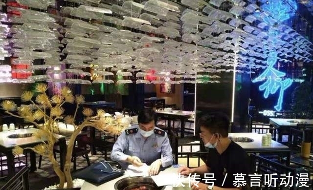 明星|杜海濤的火鍋店因衛(wèi)生問(wèn)題被責(zé)令停業(yè)，做生意，你還得跟任泉學(xué)習(xí)