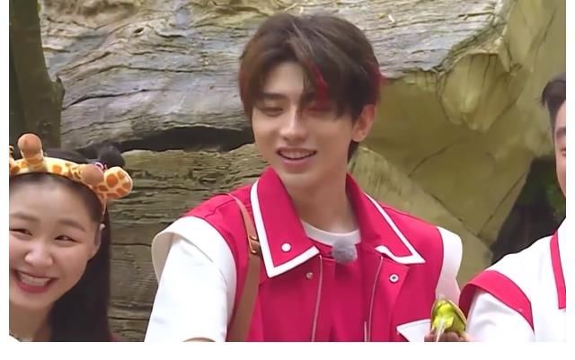 蔡徐坤|绿水青山就是金山银山 跟随蔡徐坤一起走进中国美丽乡村