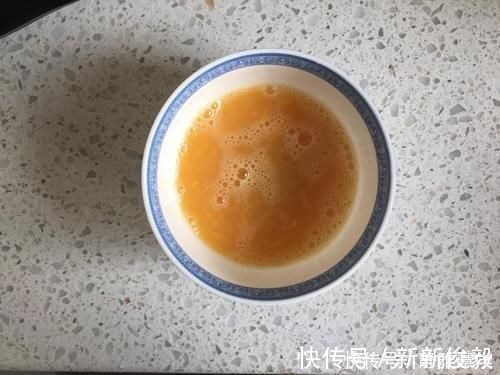 西葫芦|香喷喷的韩式香煎西葫芦,简单易操作,10分钟就搞定了