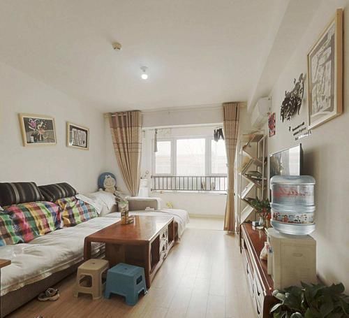 物业管理|一梯两户和两梯四户有什么区别？听内行人分析，才知我家选择错了