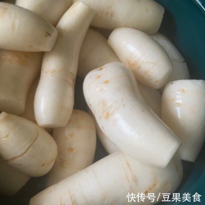 最适合冬天吃的红烧肉萝卜,美味又暖身