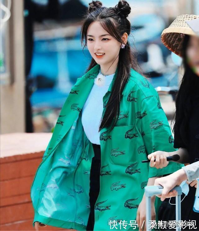 头发|丸子头:扎出了少女感,烟筒卷:烫出了洋气感,2021真不得了