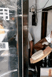 |搞笑GIF趣图 小朋友,你跟谁学的,技术还不错啊!