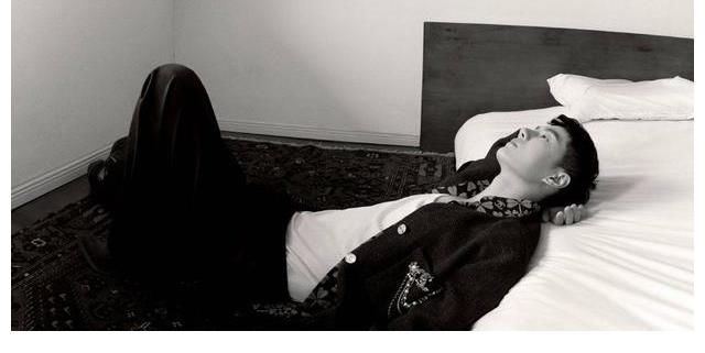 五本|王一博的新杂志无缝衔接，粉丝蜂拥而至求经验