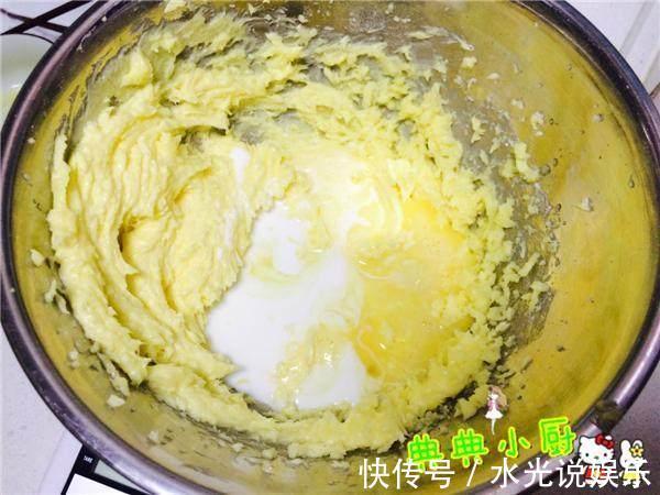 鸡蛋版|奶香曲奇做起来特别简单，没下过厨房的人都能学会，特酥松