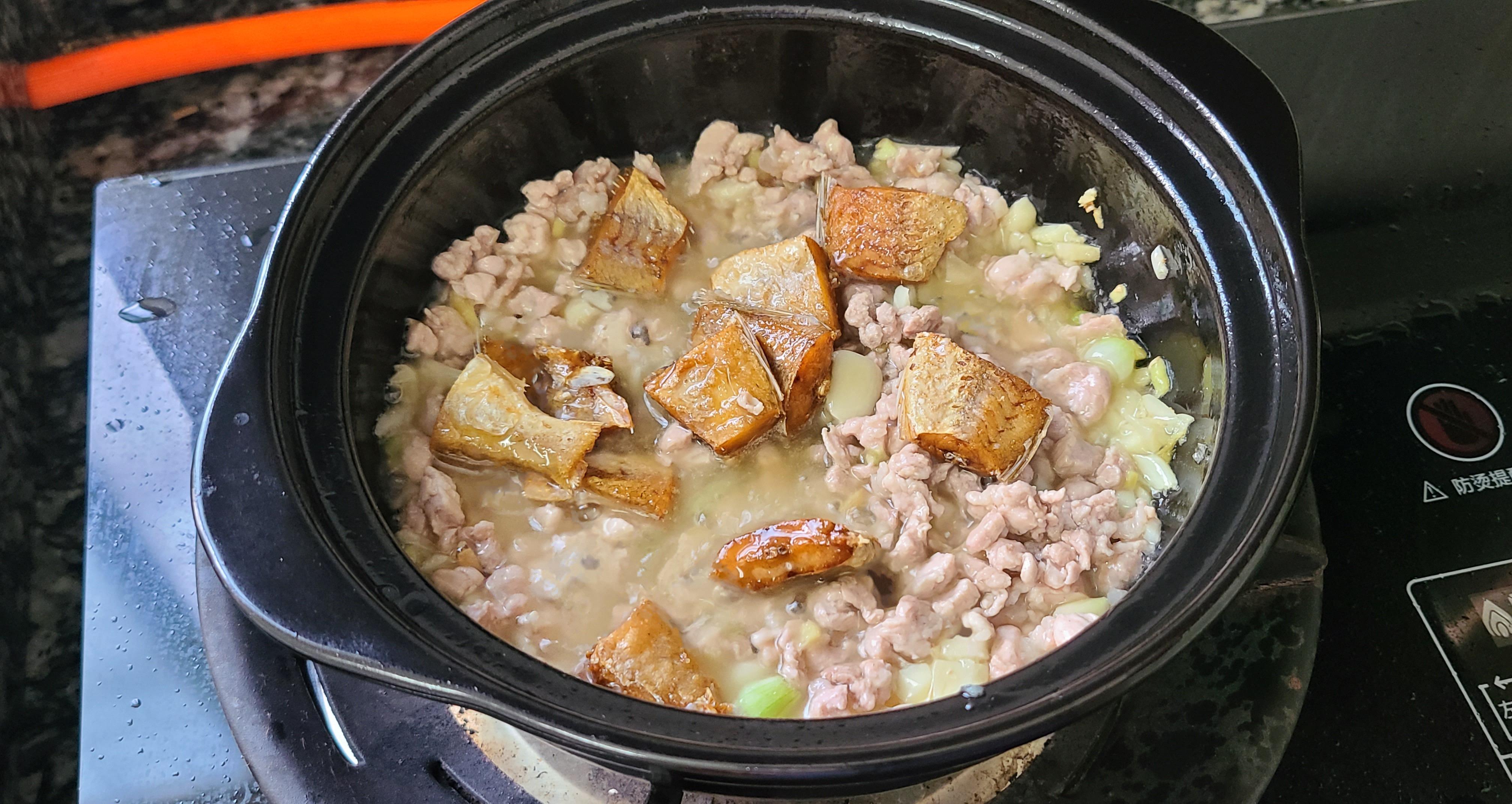 咸鱼茄子煲，广东人爱吃的下饭菜，咸香美味，每次做都很好吃