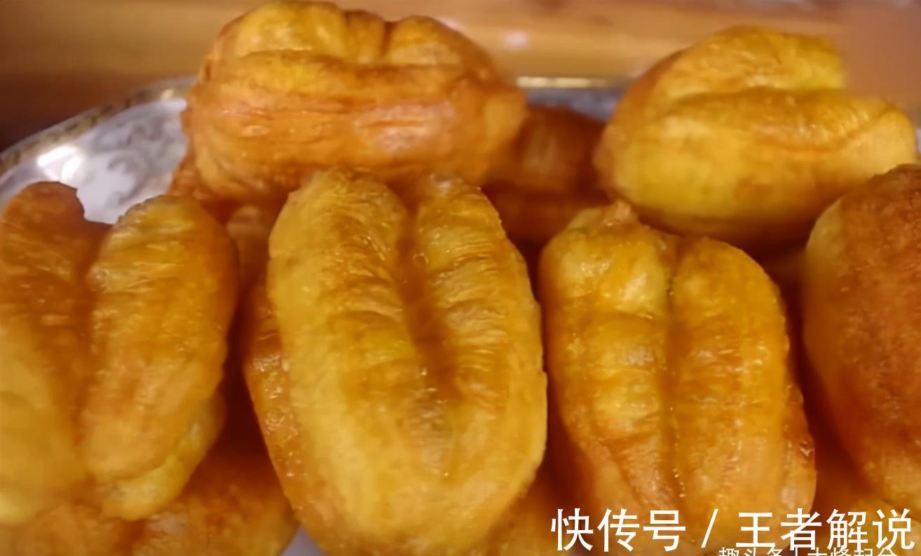 家常奶香小油条|家常奶香小油条，做法简单，个个松软可口，奶香味十足