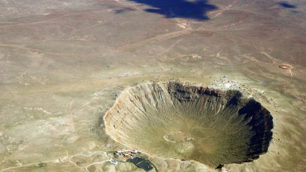 小行星 地球上有一只神秘的“眼睛”,一直死死地盯着太空,见过吗