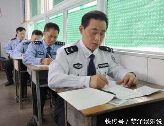 穿“白衬衫”的警察是什么人？一般人根本不够格，身份都不简单