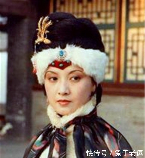 张华@《红楼梦》:胡太医看见尤二姐为何通身麻木,一无所知?