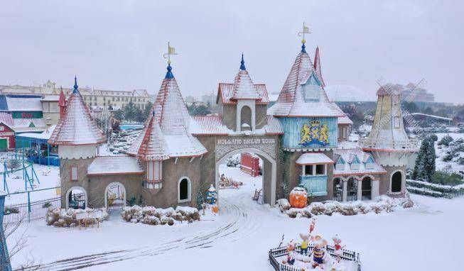 赏雪|航拍赏雪，玉砌素裹中的欧乐堡美的像童话