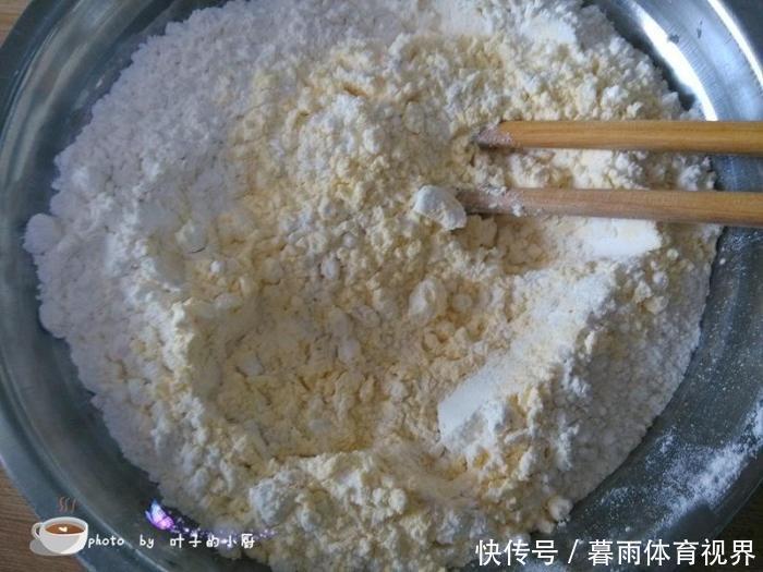 松软|玉米面怎么做细腻松软怎么避免发粘9成人第一步就错了