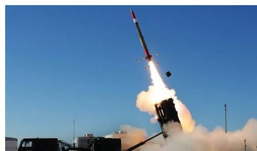 依赖|减少依赖？美国对日本的“半导体战争”，美国人的做法无人能复制