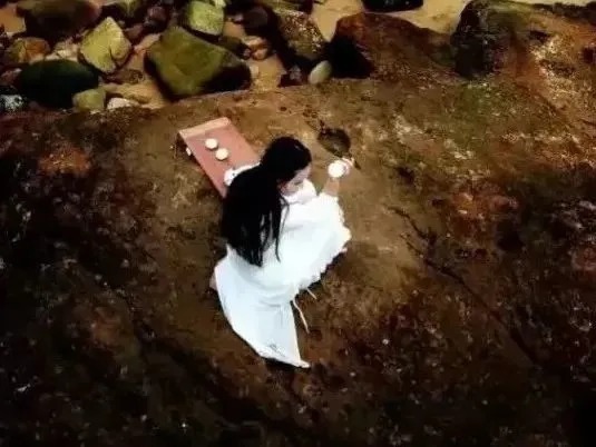 三个字,写尽一生!