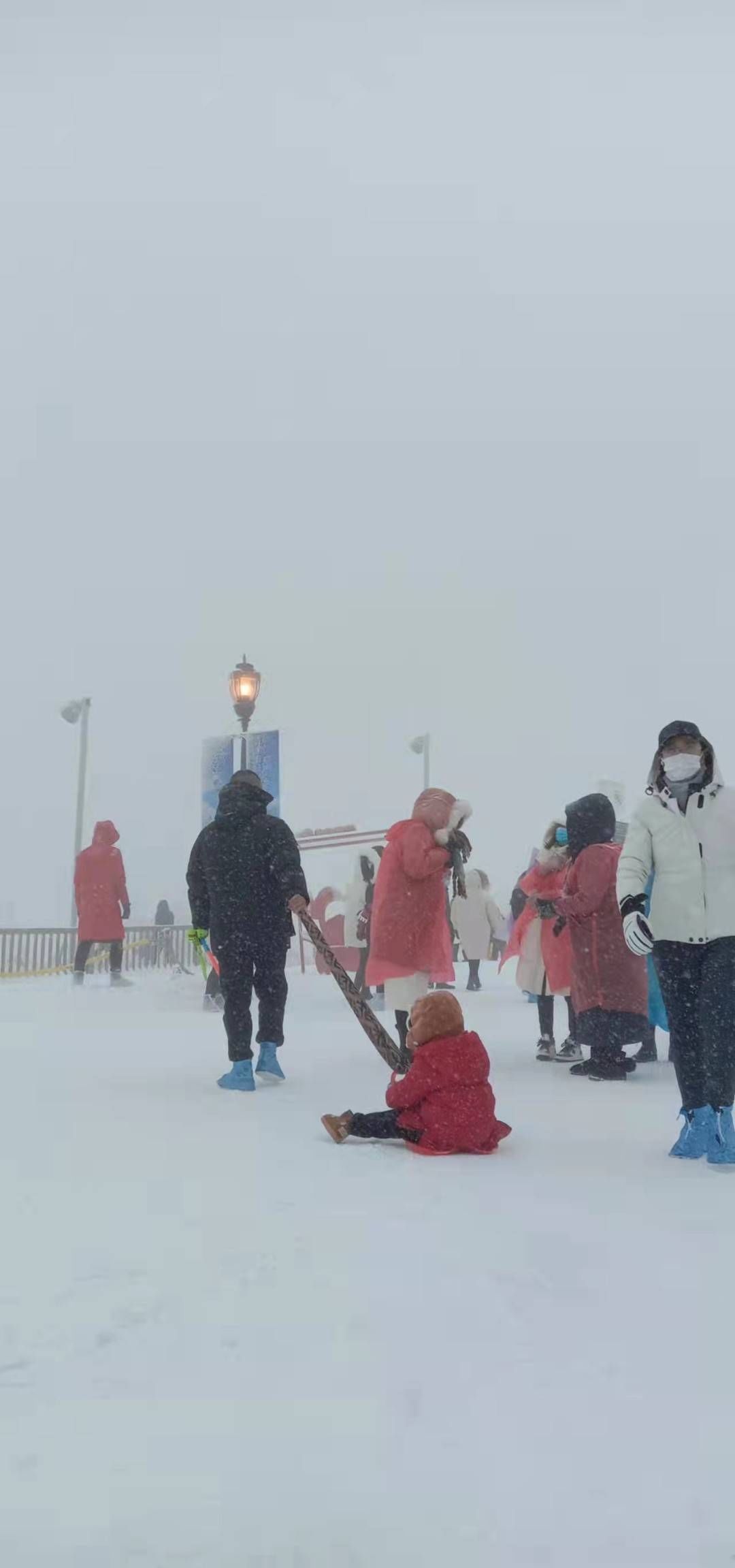 排队系统|隆冬游西岭温暖如阳春