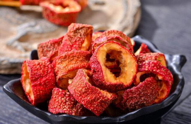 山楂干|山楂干的营养功效有以下哪些,如何正确用山楂干泡水喝