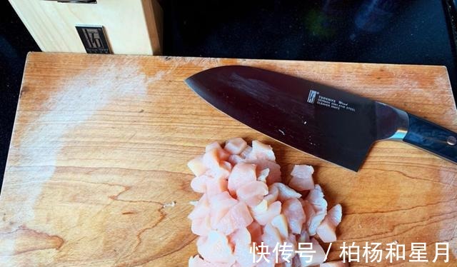 洋葱|小孩子也能吃的宫保鸡丁,清淡下饭还美味!