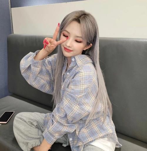 春夏韩国流行发型和刘海,“修颜+小脸效果”安排!