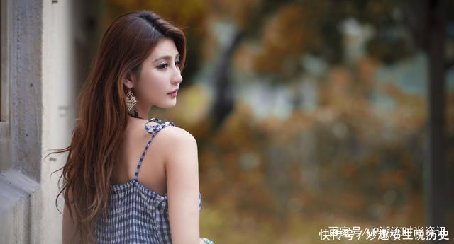 连衣裙|黑白格子连衣裙,穿出不一样的美