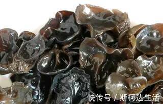 木耳|此物开水都烫不死,吃了没营养还会生病,别舍不得扔掉!