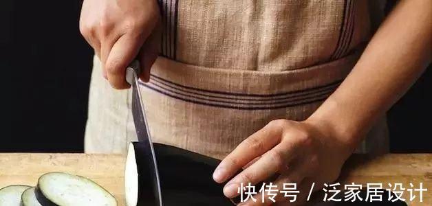 干炒法|茄子费油我教您几招,连一勺油都不用,美味到爆!