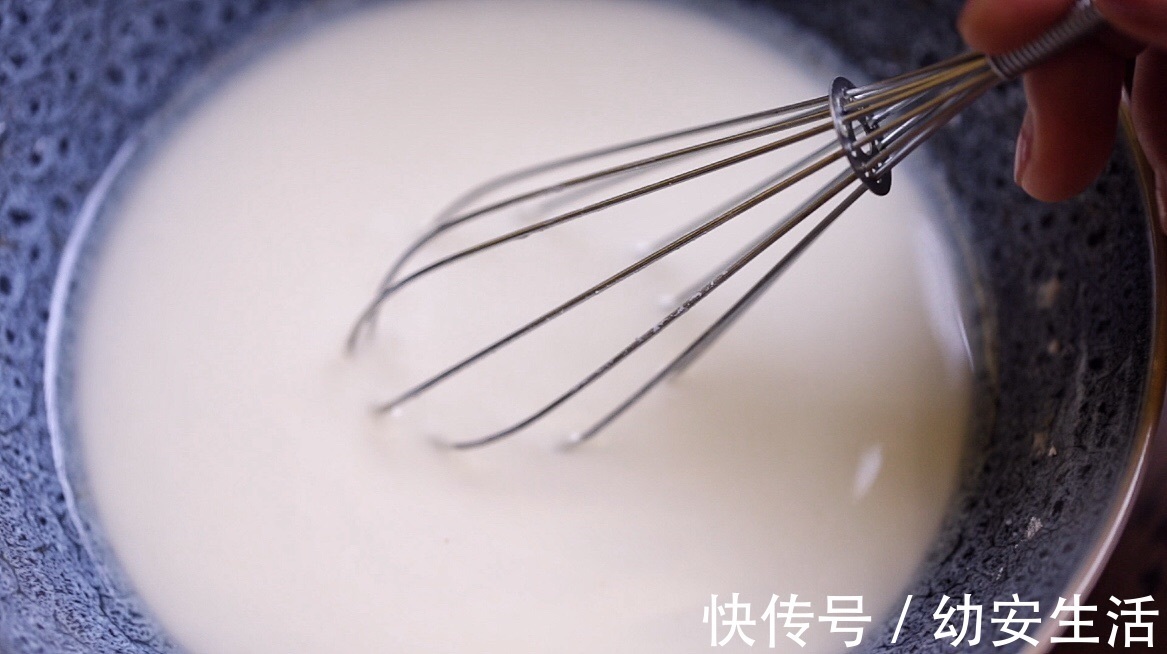 好吃|天气热吃一碗凉糕，美味好吃，健康营养