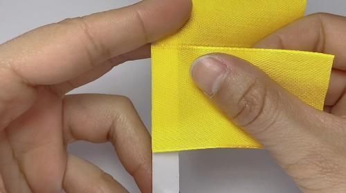 金黄色|紫色丝带芦苇花火了，试着给金黄色的丝带抽个丝，成品也很赞