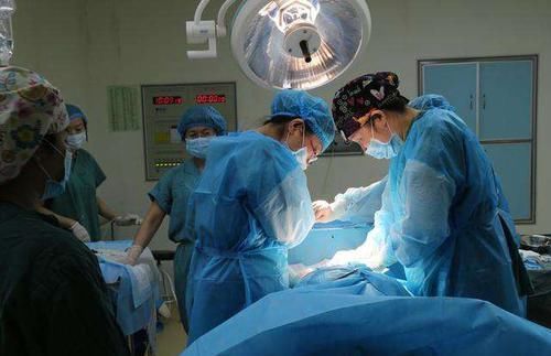 宝妈|剖宫产“挨一刀”就行?看完这个流程,你还敢说它简单吗