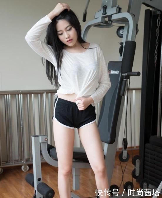 女生|男生无法抗拒的“黑长直”,就连很多女生都情有独钟,特别显气质