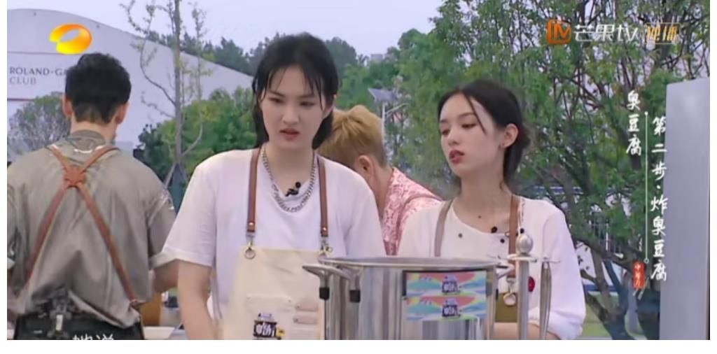 明星|《中餐厅》明星真实厨艺PK,龚俊排名靠前,姚安娜提升空间大