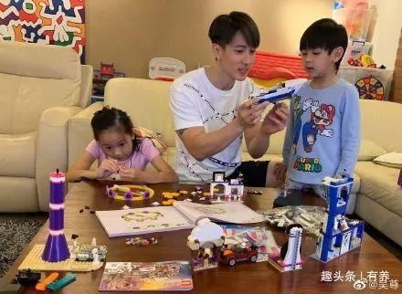 吴尊对孩子的温柔耐心以及用心陪伴,值得所有二胎家庭借鉴