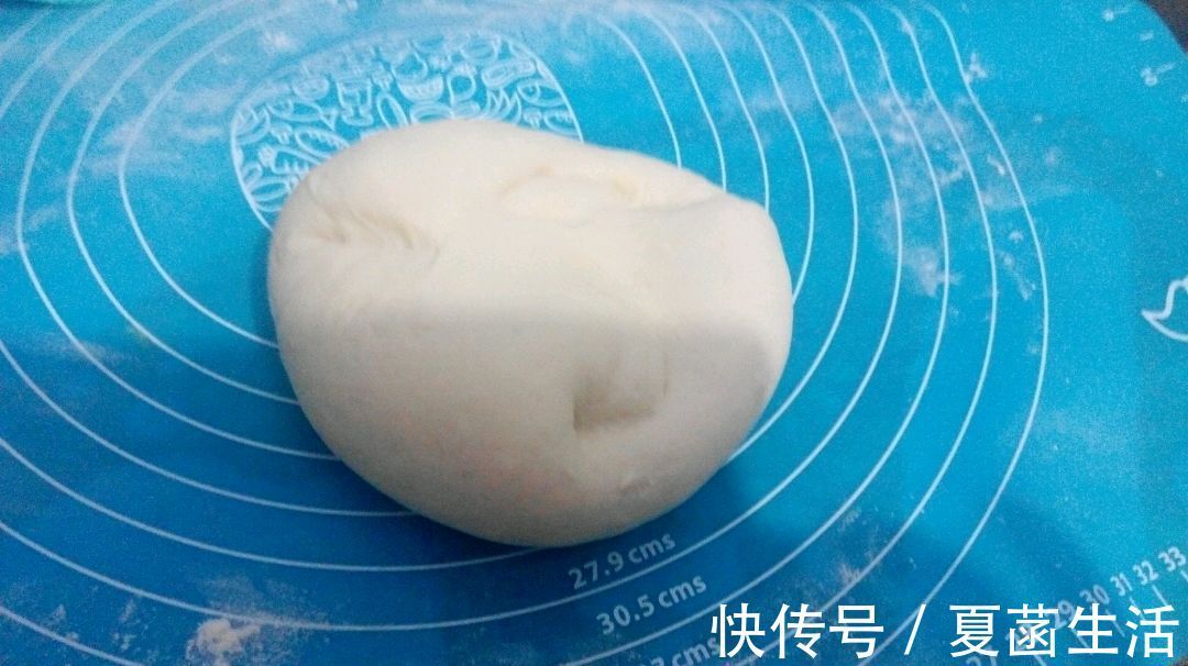 香甜|在家制作番茄芝士披萨，味道香甜，简单好做