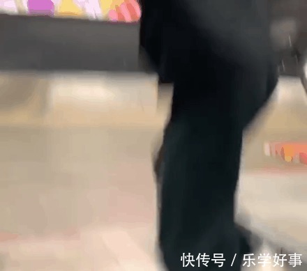 板仔|撩LV总监,穿10W天价球鞋,他是我见过最“烧钱”的板仔!