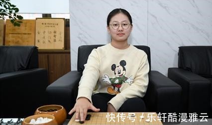吴依铭|吴依铭、仲邑堇,你们要小心,金恩持真的回来了!
