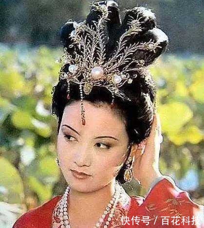 一场梦&黛玉临死前曾经梦魇,梦见自己给人做续弦,到底有何寓意