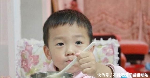 脾胃|生活中常见耽误孩子发育的食物,主要还是这几种,孩子们的最爱