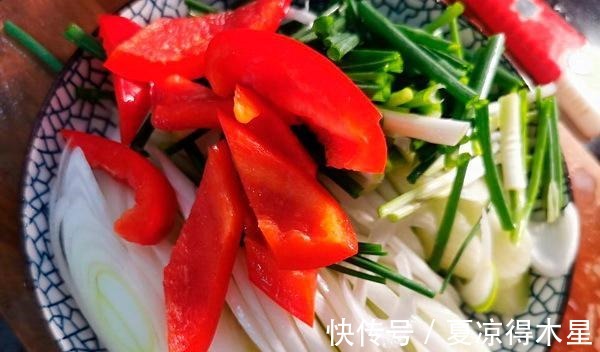 回锅肉这么做就对了,不油不腻,配饭或下酒随意!