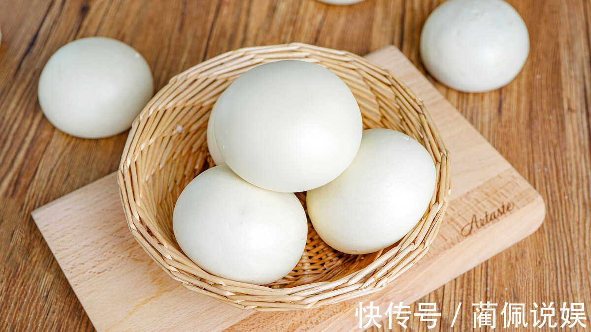 小苏打|蒸馒头时,不要只会加酵母,多加1样,馒头劲道好吃又嚼劲