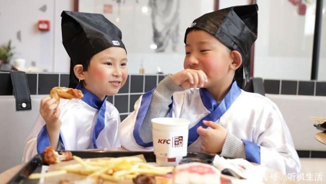 豆子粥|儿科医生孩子睡前,宁可饿着也不要碰3种食物,让娃积食不长个