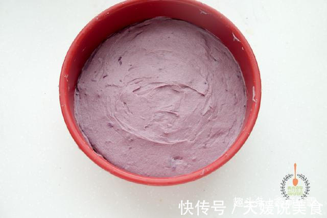 家里有面粉一定要试试,上锅一蒸,柔软好吃,蛋糕一次成功!