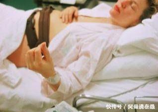 顺产|顺产妈妈分娩后腹部还会有个鼓鼓的硬块是怎么回事