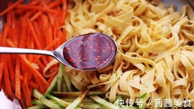 营养师随身查|6月,不吃肉也要吃这菜,隔三差五吃1次,排毒刮油,体重不过百