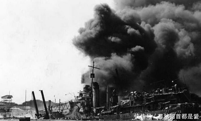 美军|日军军舰被美军击沉,落水日军投降被美军救起,出人意料