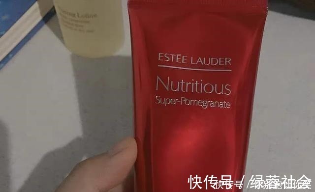 翻倍|大牌护肤品的隐藏用法,你绝对不知道,护肤品方法用对效果翻倍!