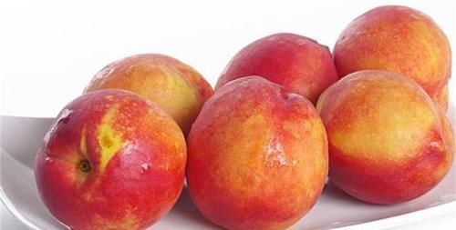 皮肤|女性想要皮肤好,推荐常吃3种食物,滋润肌肤,延缓衰老