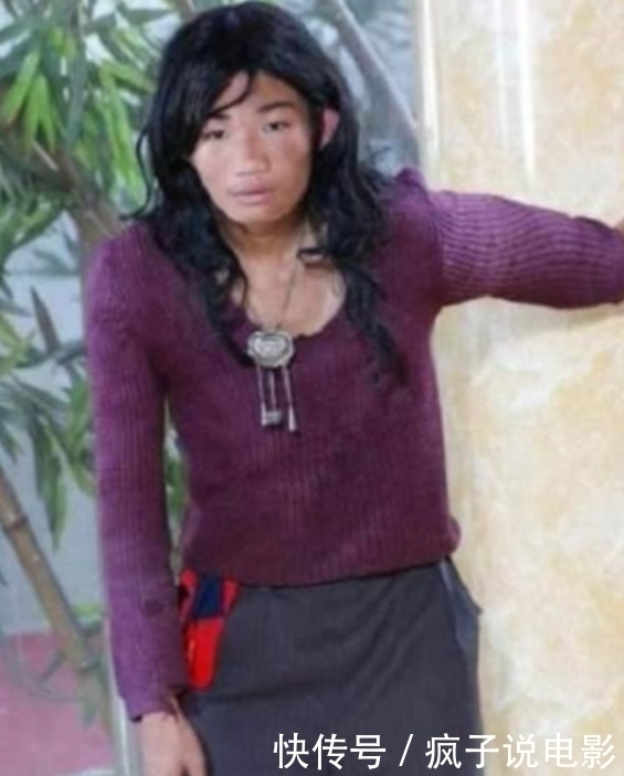 杨锁|“巨婴鼻祖”杨锁,吃饭靠人喂,父母离世后在23岁时被饿死