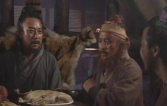 宋江!梁山排第50名,号称地强星!结果上战场杀敌,仅一招就被秒!